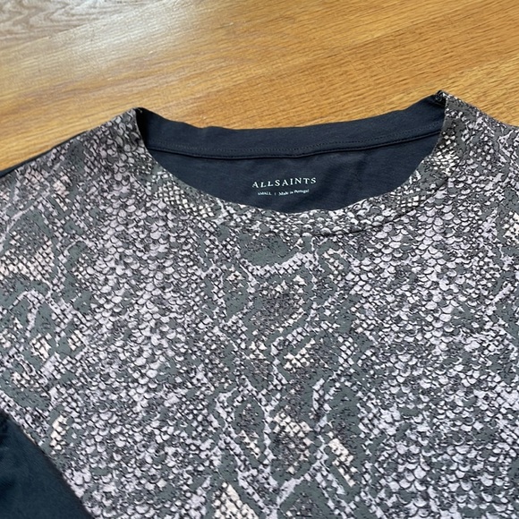 Allsaints Kaa Wave Cut Out Tee, Size S - Picture 2 of 11